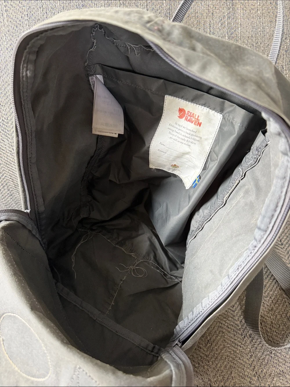 Fjallraven Kanken Frost Gray Backpack